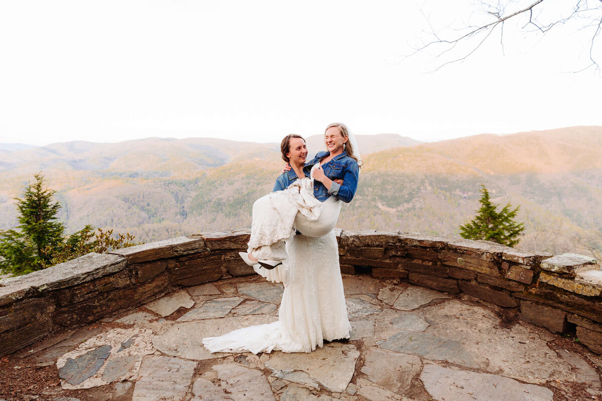 Chestoa-Overlook-NC-Elopement-29