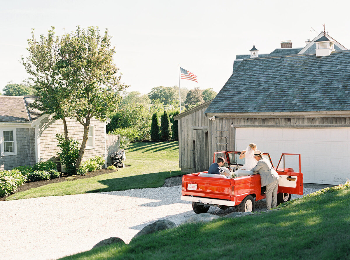 Luxury Cape Cod Private Estate Wedding Planner in Chatham, MA-4