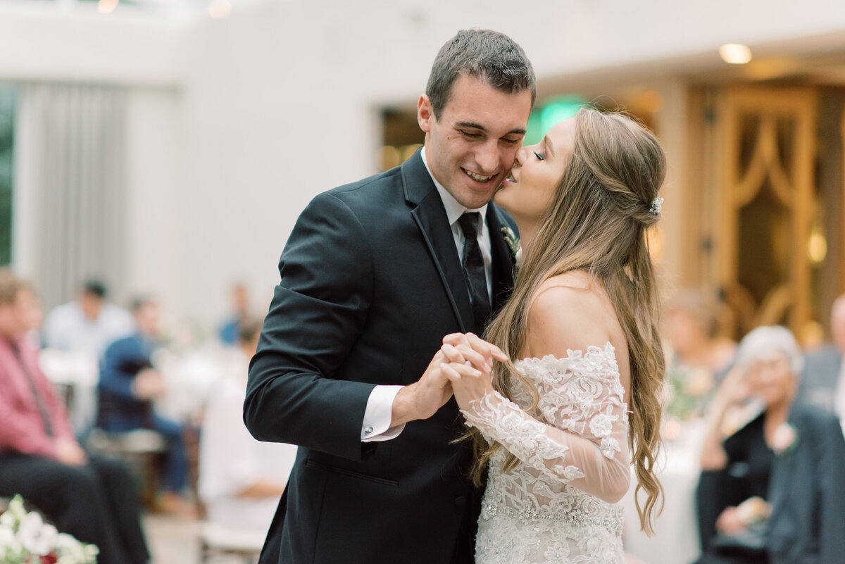 Melissa Brielle Photography Colorado Fine Art Wedding Engagement Photographer Photograph Melissa Minkner Light Airy Luxury High End19