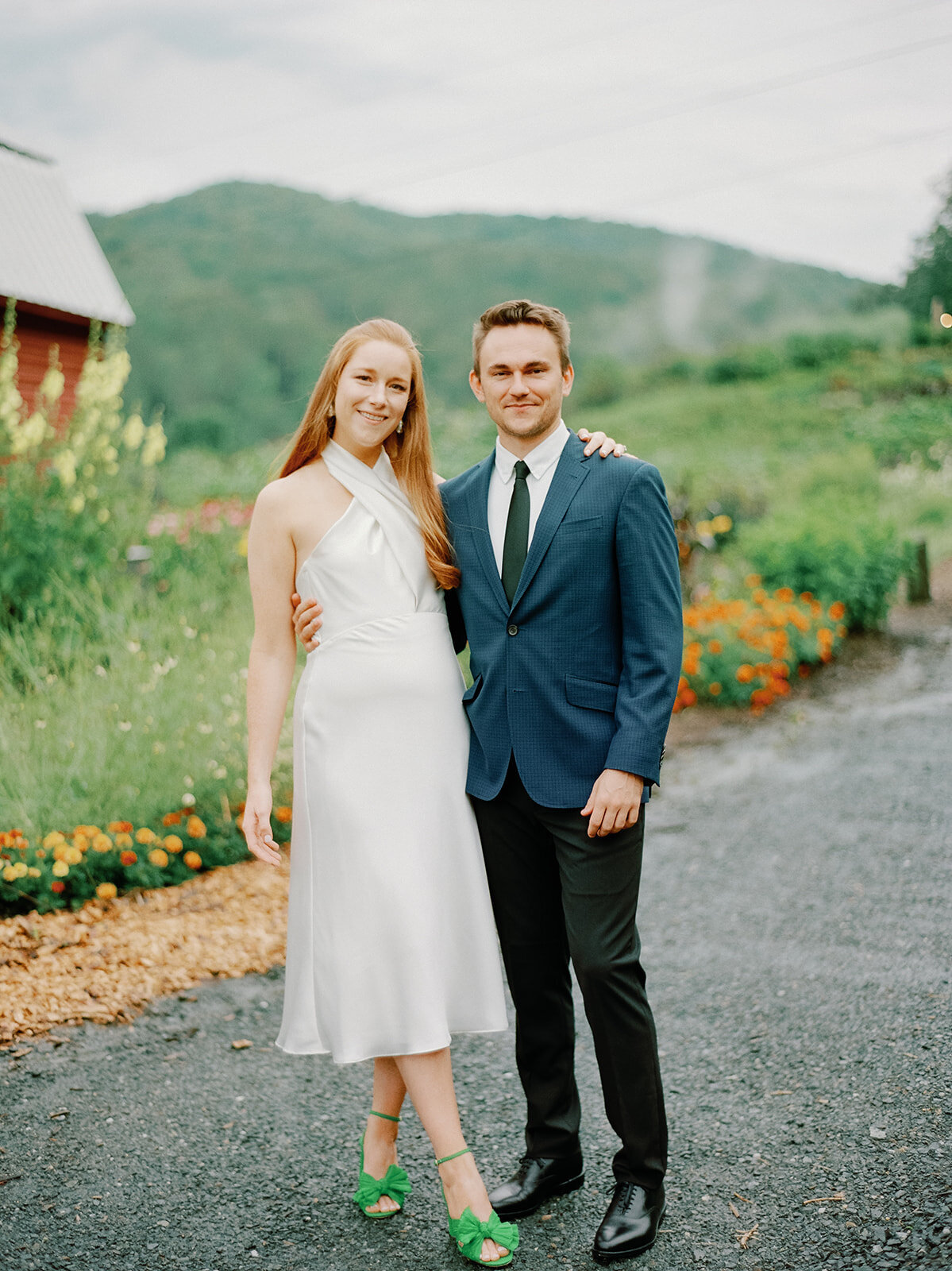 woodstock-inn-kelly-way-garden-wedding-dinner-mary-dougherty148