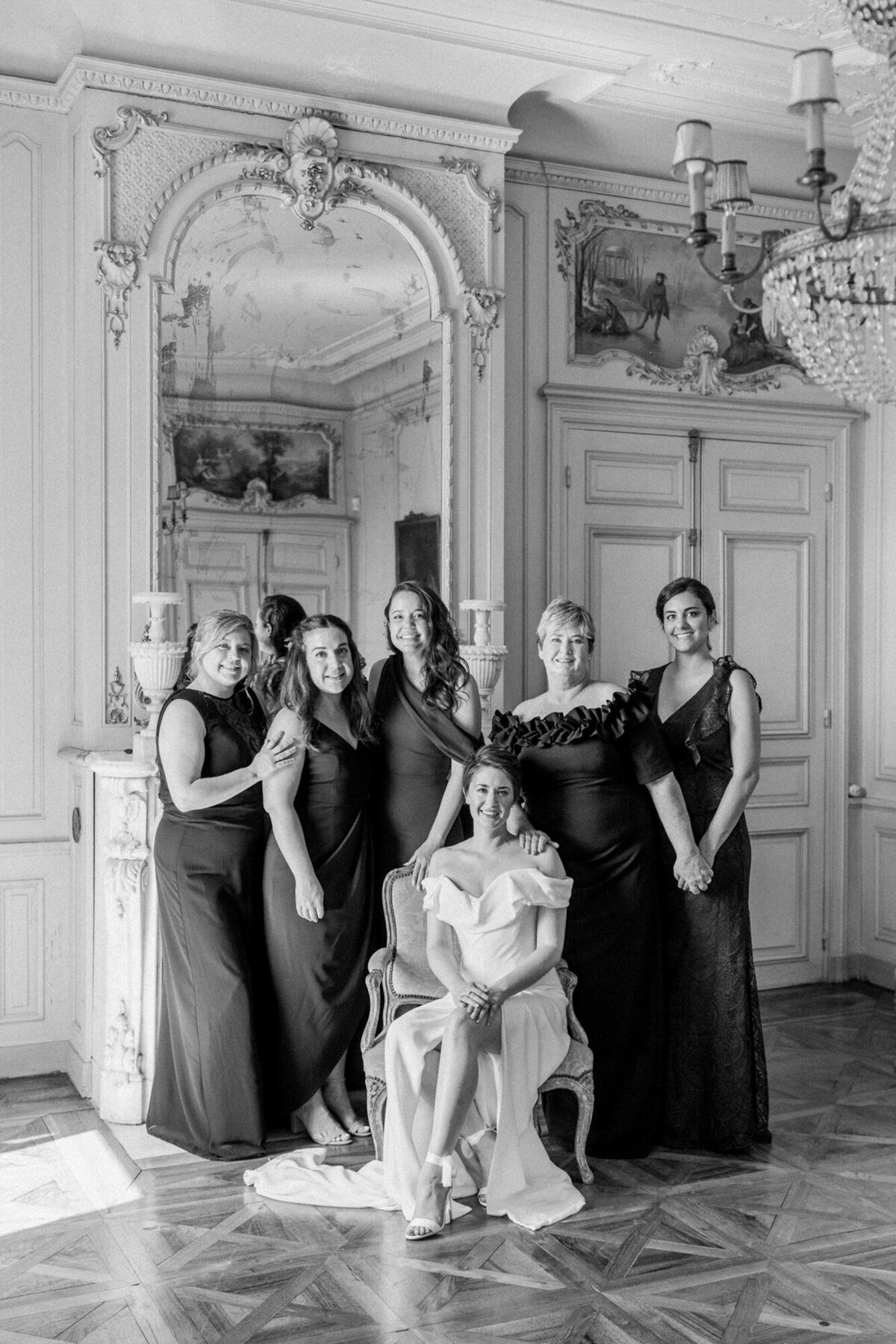 Maïlys Fortune Photography Husband Wife Wedding Weddings Photography France Switzerland Italy Timeless Dreamy Imagery Bilingual French English Destination Weddings Destination Wedding Provence French Riviera Paris Lake Como Tuscany76