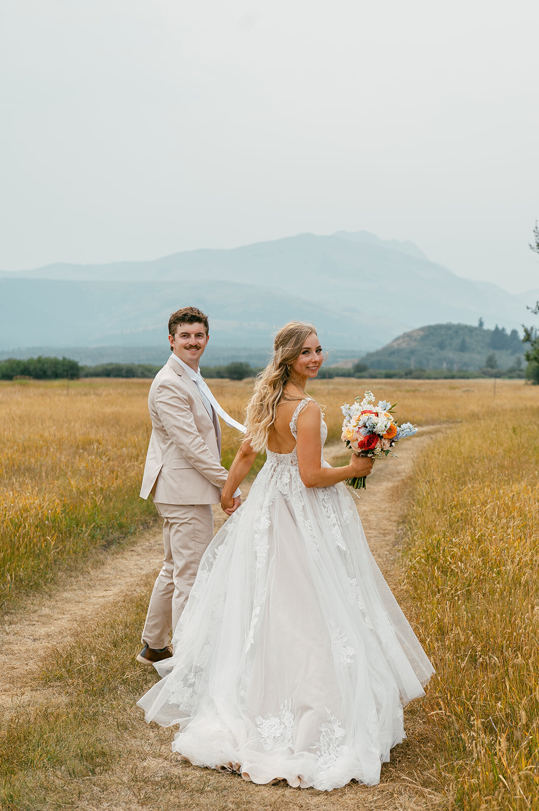 presley-gray-photo-Montana-ranch-elopement-6108