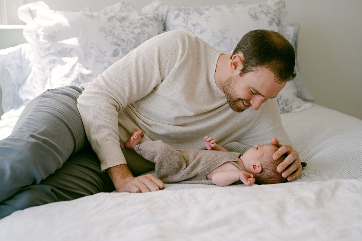 bella-luce-by-michelle-andrea-new-england-photographer-newborn-perry-family-24