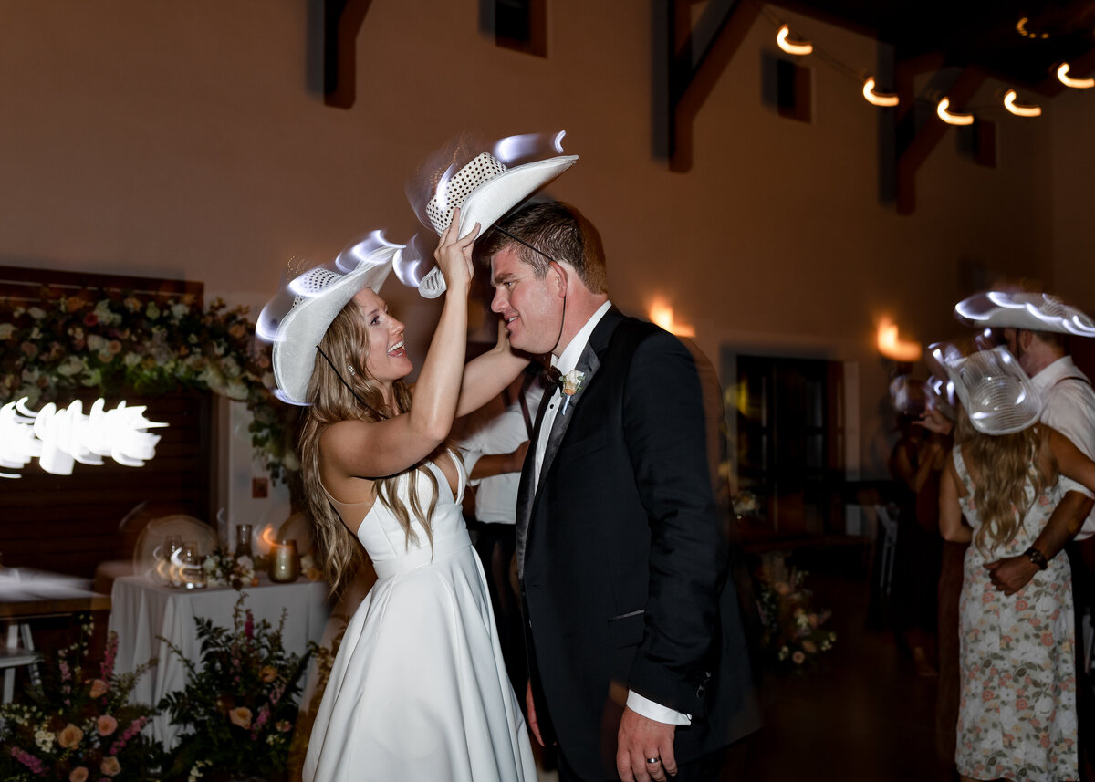 09172022_Hannah+JeremyWedding_ViansaSonomaCA_AnjaJensenPhotography-1345