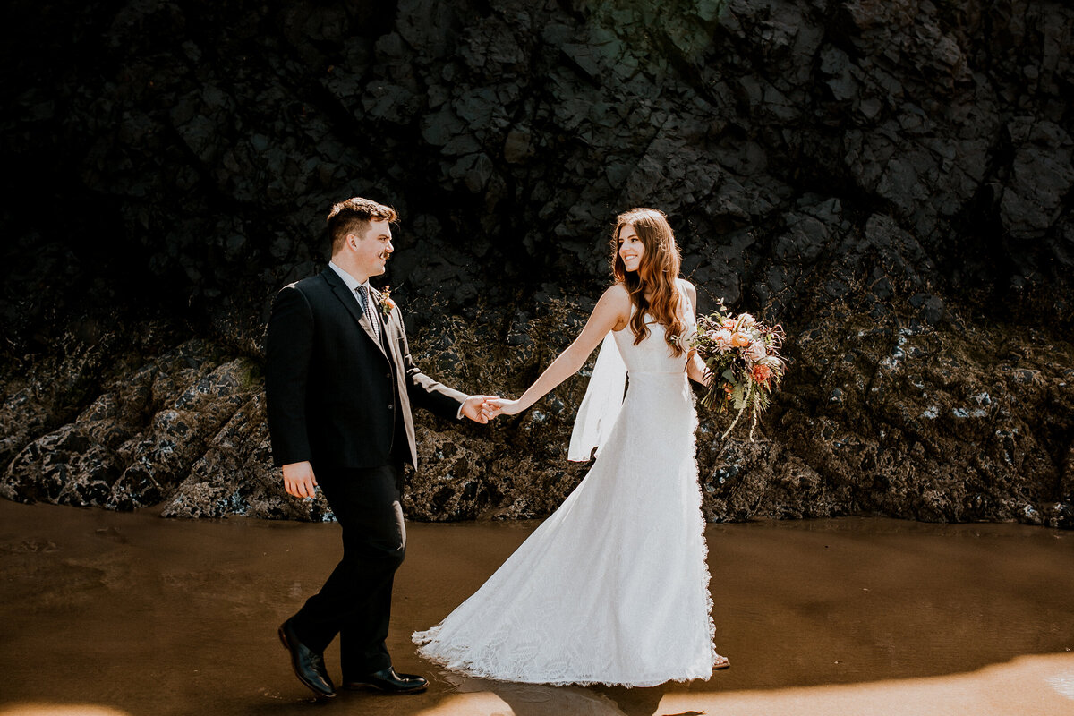 Hazelwood-Photo-hug-point-oregon-wedding