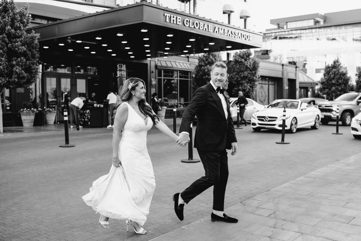 Leila and Erik B+G-52