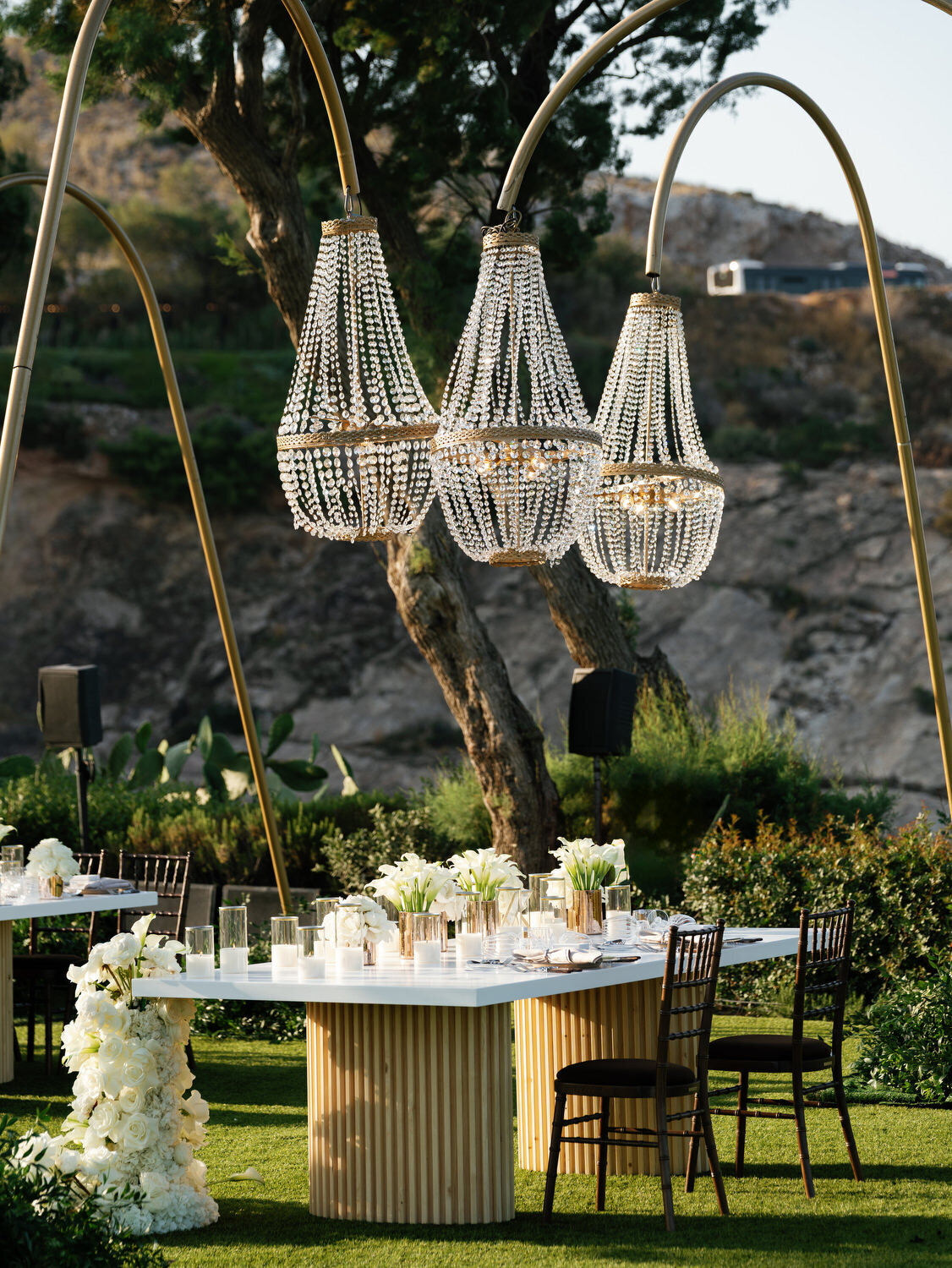 Romantic-Wedding-at-Island-Art-and-Taste–The-Residence-059