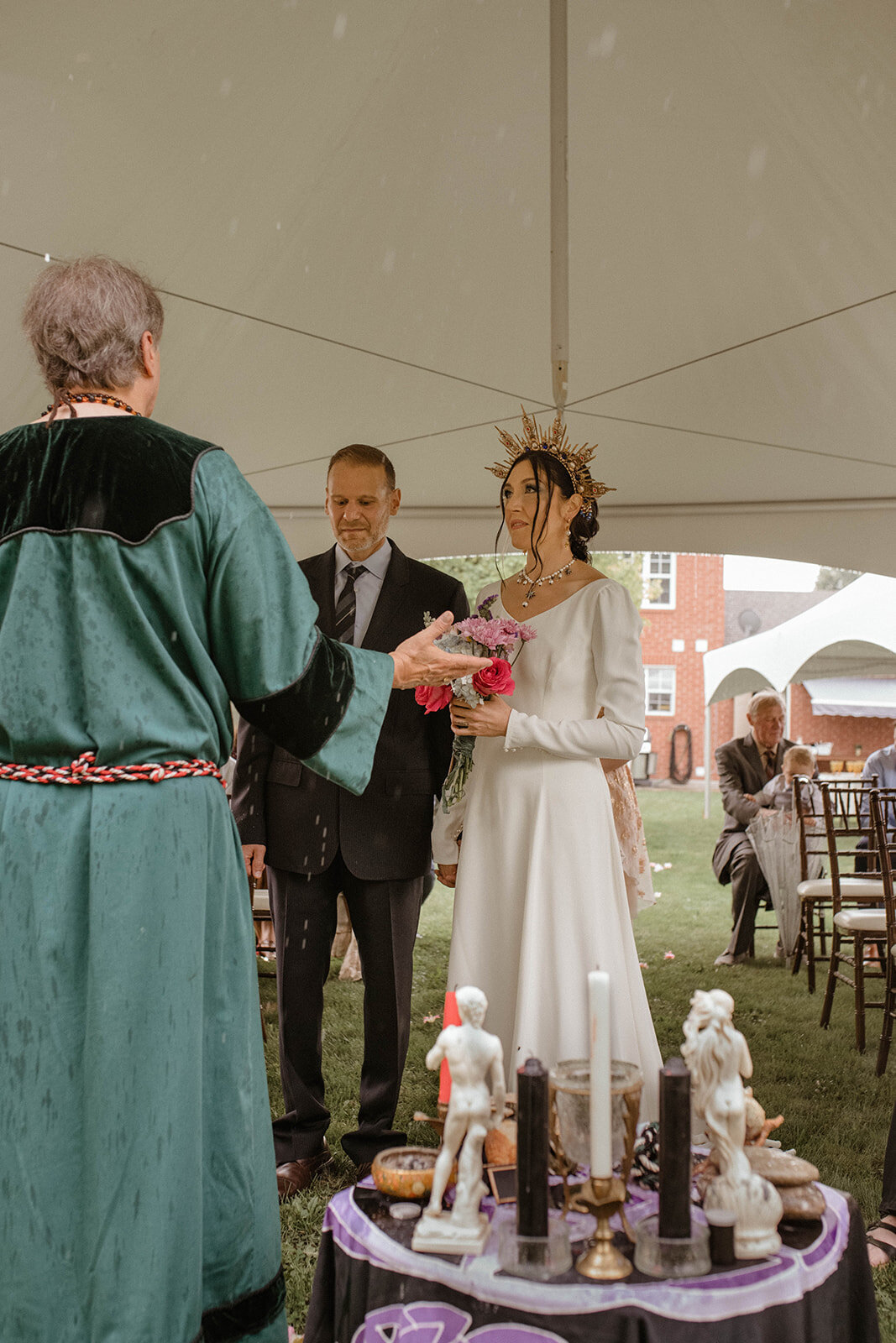 A--wiccan-backyard-wedding-intimate-ceremony-18