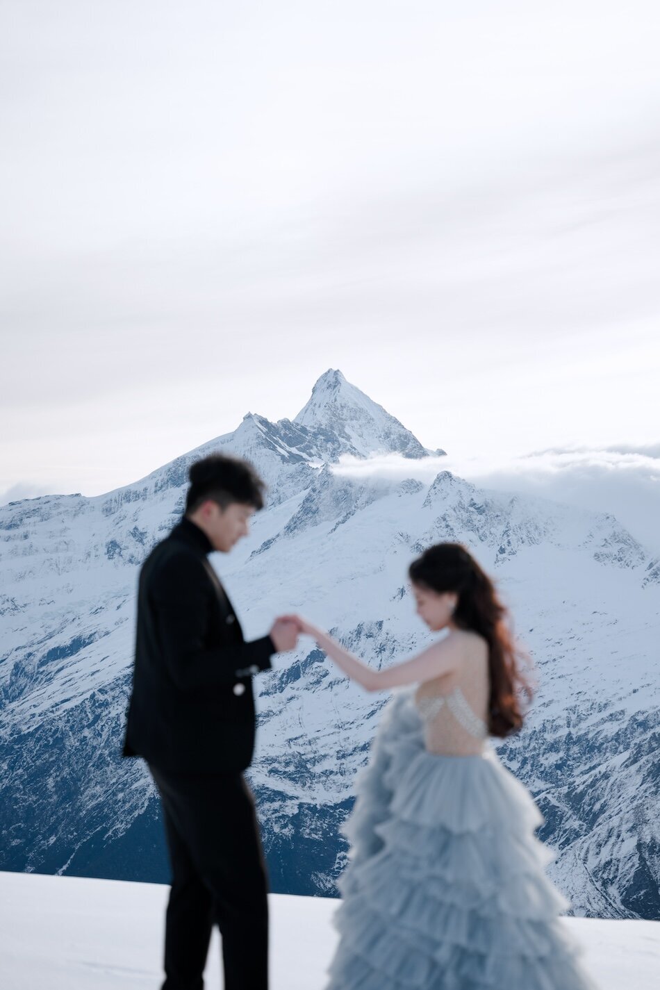Helicopter wedding photoshoot, Dragonfly Peak, Wanaka.