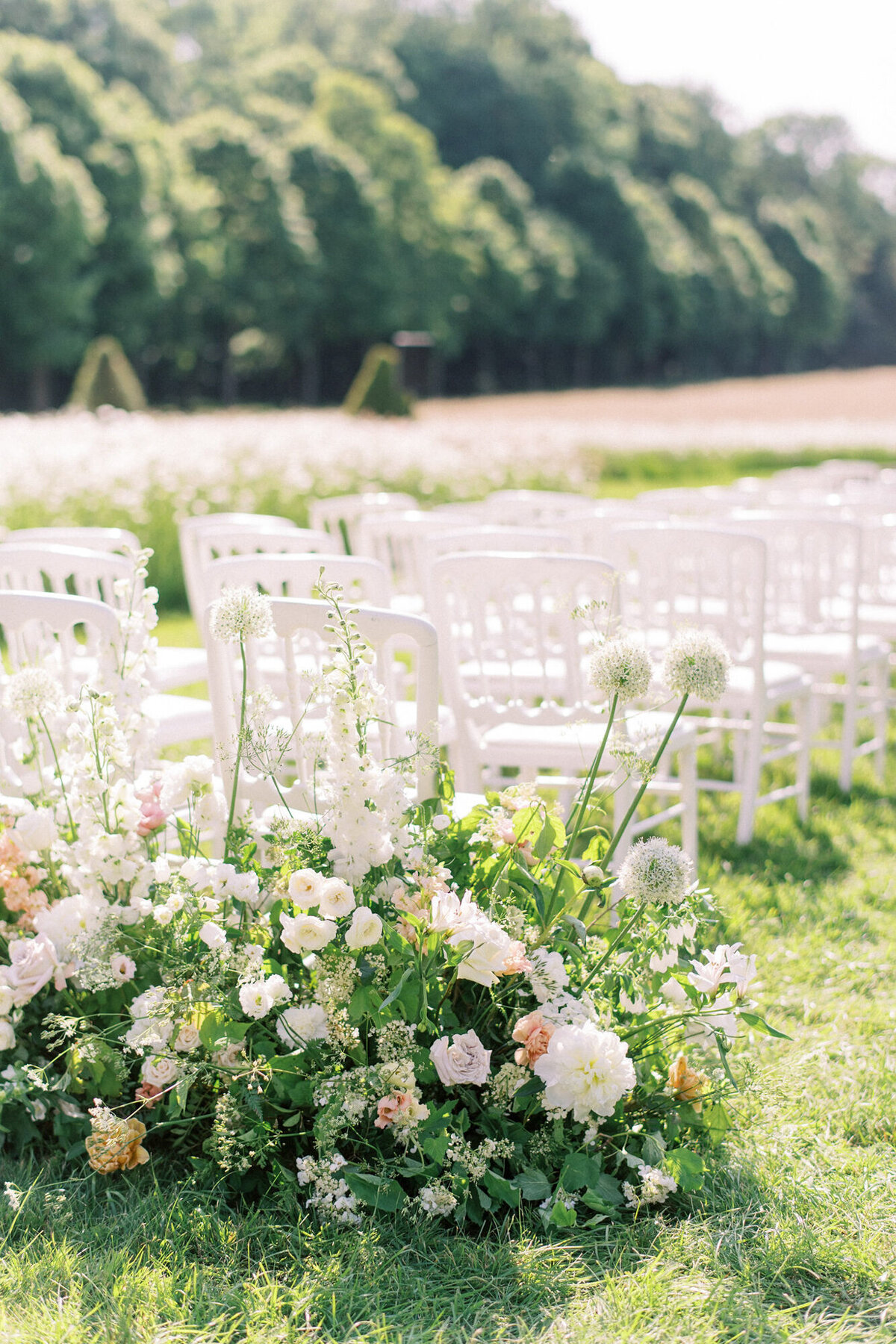 Maïlys Fortune Photography Husband Wife Wedding Weddings Photography France Switzerland Italy Timeless Dreamy Imagery Bilingual French English Destination Weddings Destination Wedding Provence French Riviera Paris Lake Como Tuscany69