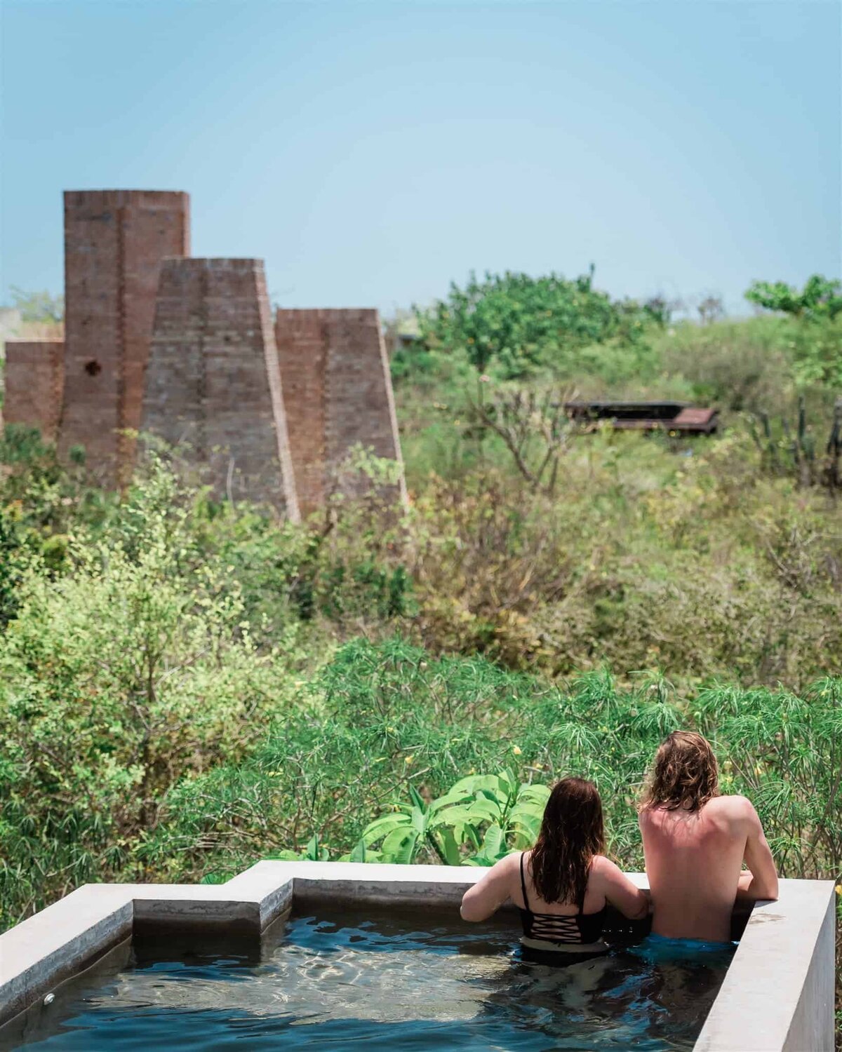 High-End-Intimate-Beach-Wedding-Ideas-for-Puerto-Escondido-Mexico-Soul-and-Sky-Weddings-6