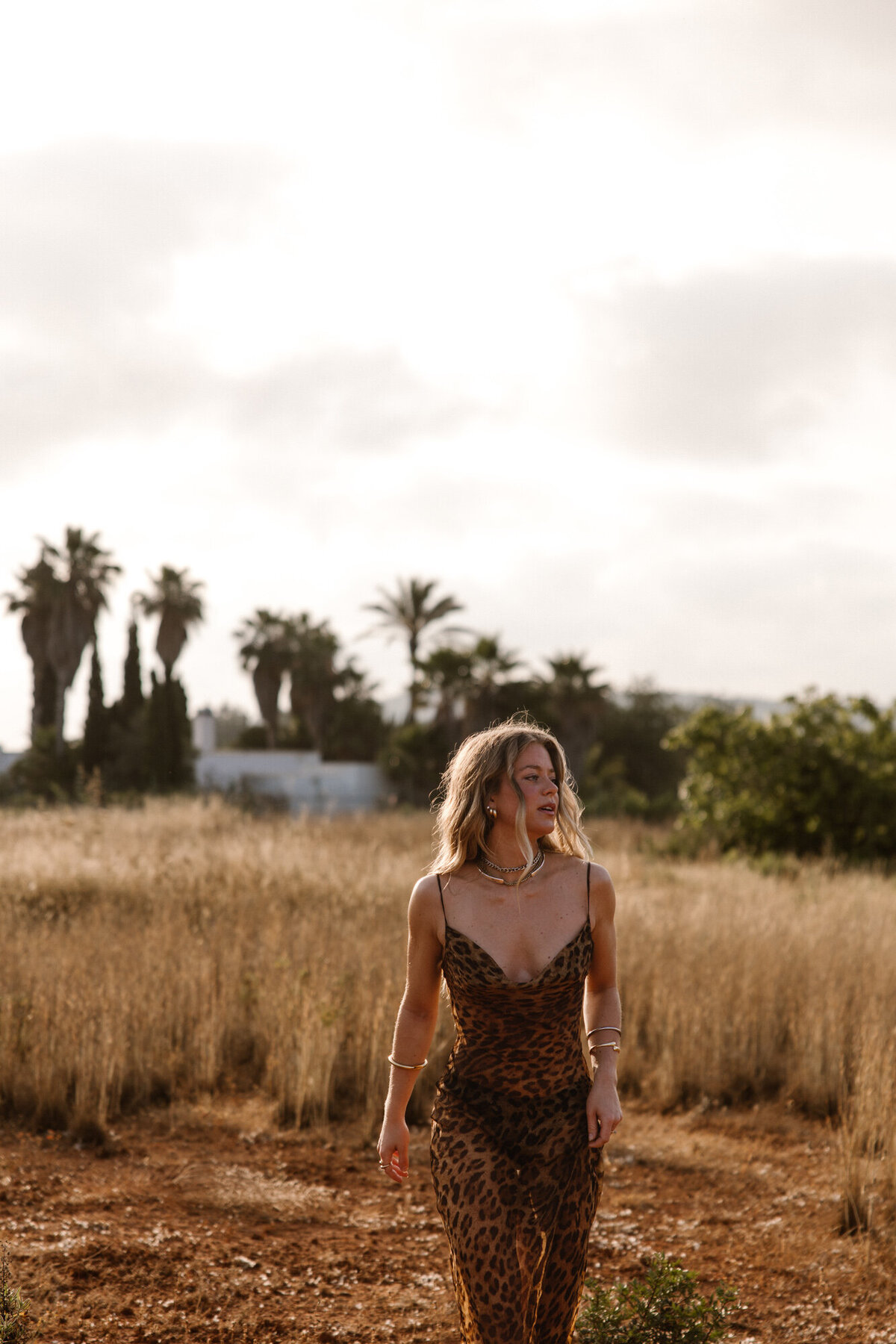 Woman_Field_Ibiza_Shoot_Sunrise_Fashion