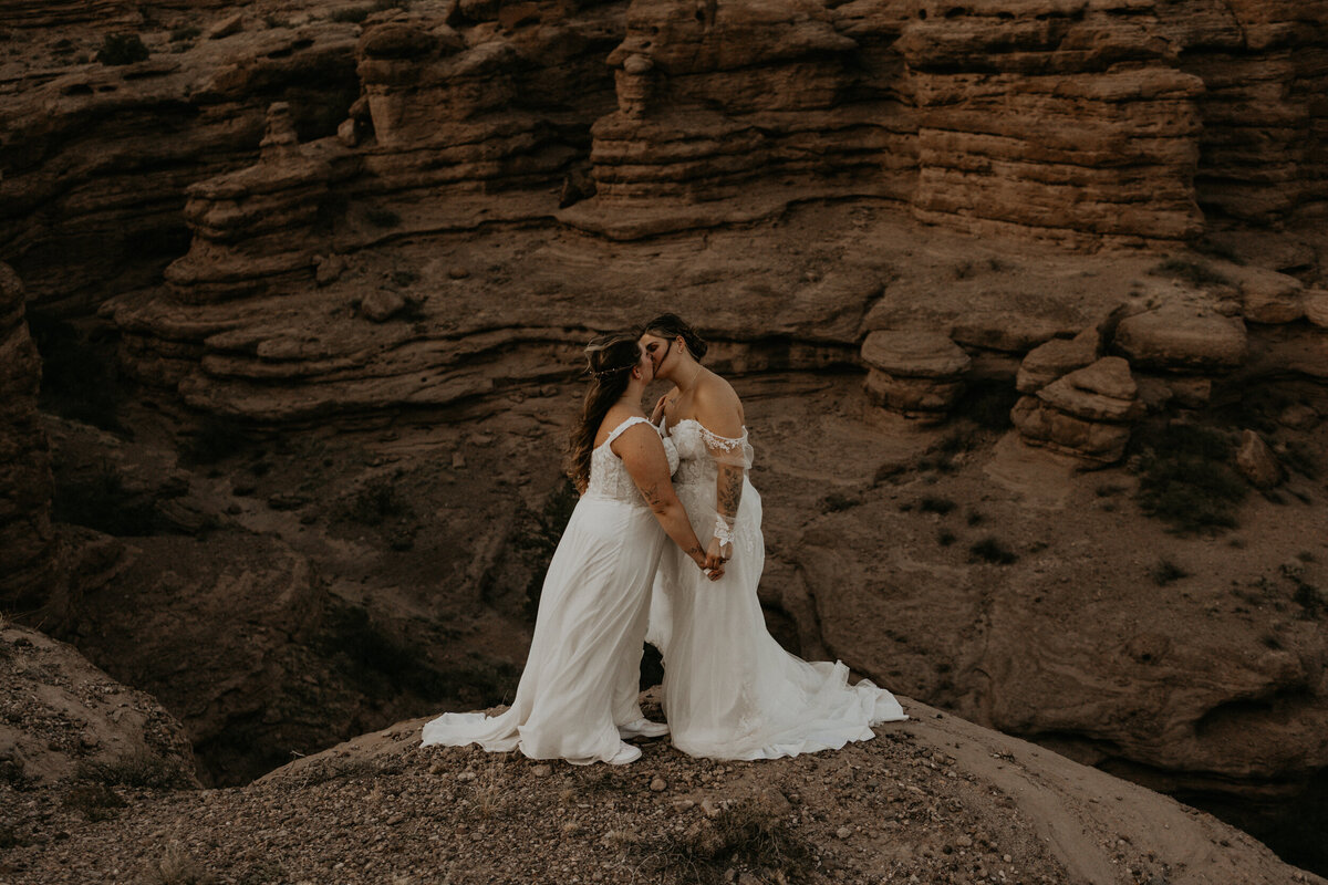 san-lorenzo-canyon-elopement-new-mexico-56
