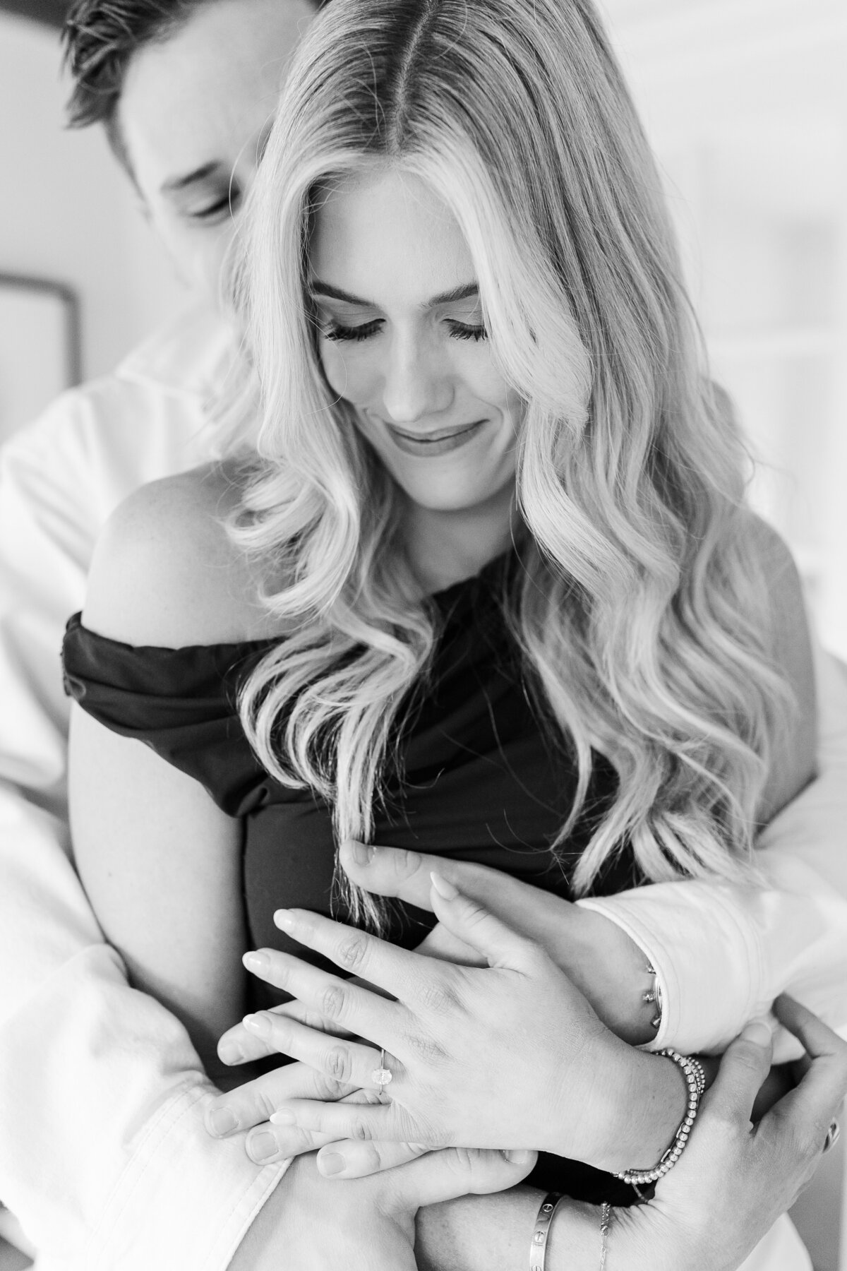 isabel and zach engagement sneak peeks . Bella Faith Photography 09