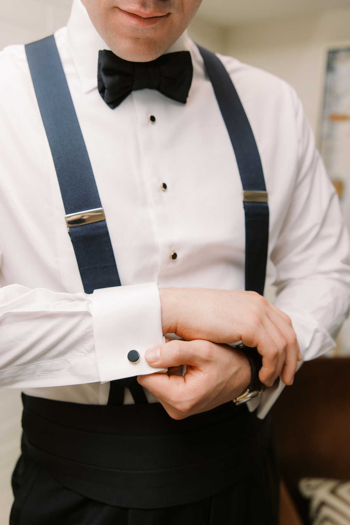 GettingReady_JDWedding_MaddyWilliamsPhotography.jpg-75