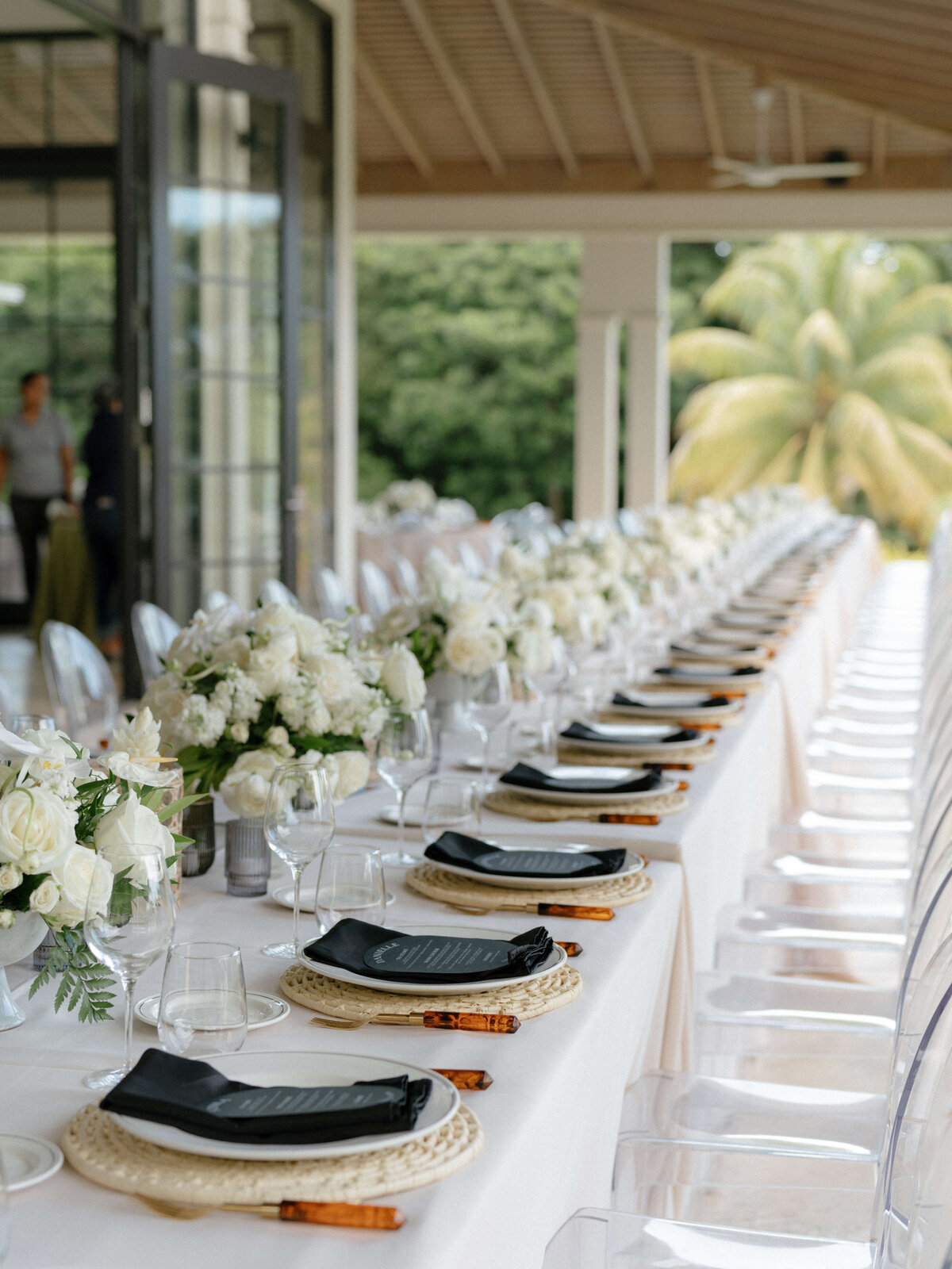 rroya-jordan-springvale-floral-reception-decor