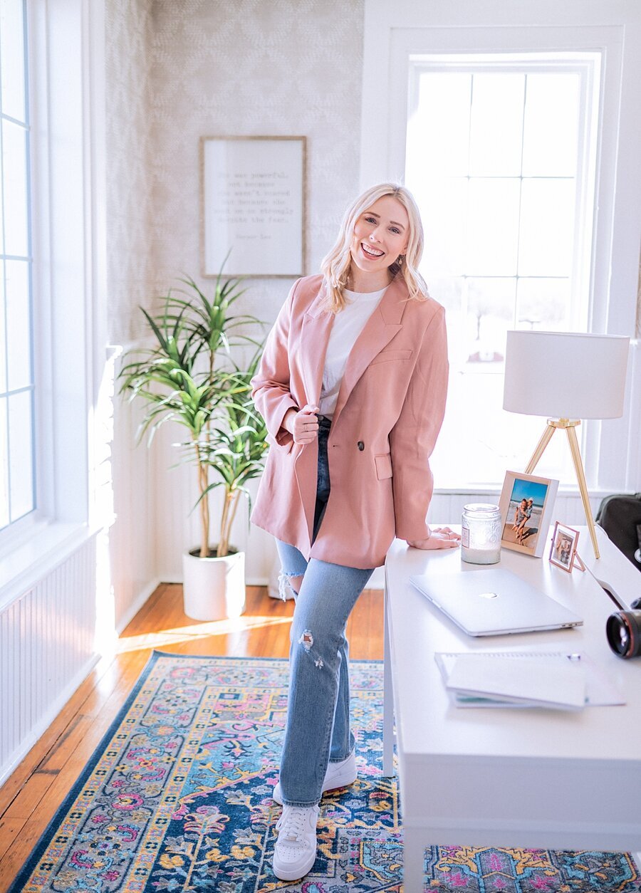 Heather-Dodge-Photography-2022-Branding-Session-Web_0112