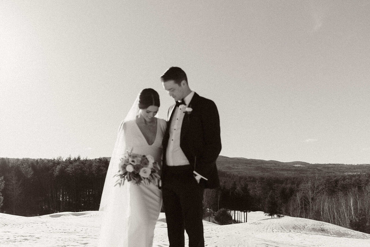 Brittney&HunterWedding_02FirstLook0148