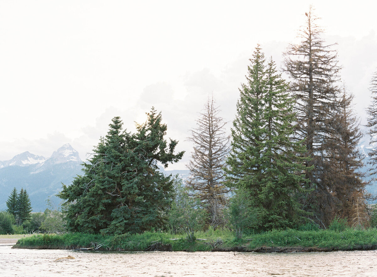 Snake_River_Ranch_Jackson_Wyoming_Wedding_Photographer-19