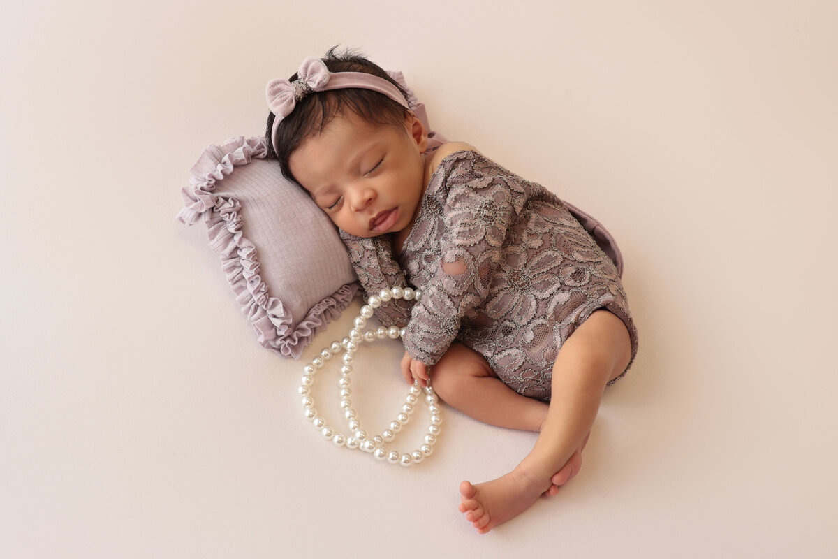 chesapeake-newborn-photographer-featured-3