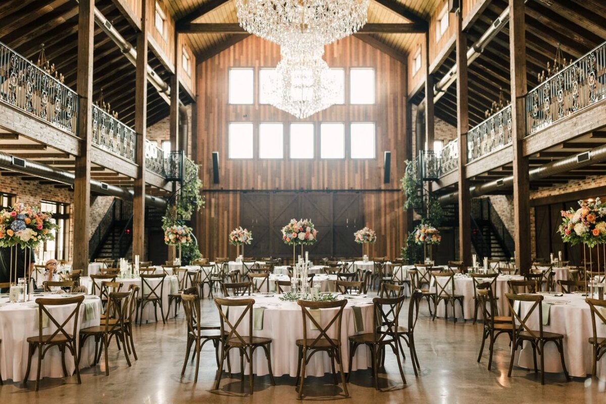 elegant-wedding-florals-tamara-menges-designs--11