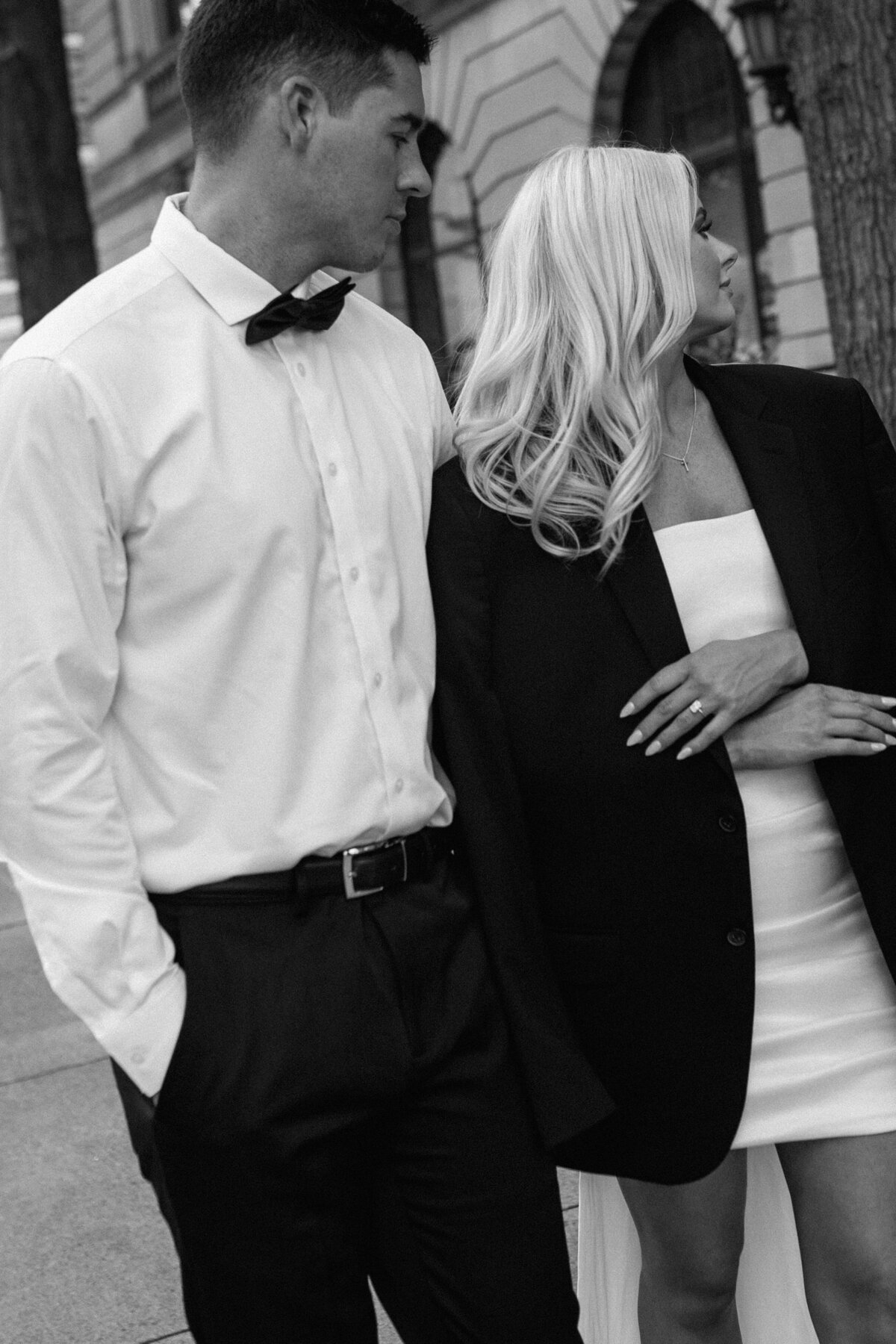 Alyssa-and-Michael-Couple-Engagement-SessionV9A181Alyssa-and-Michael-Couple-Engagement-Session