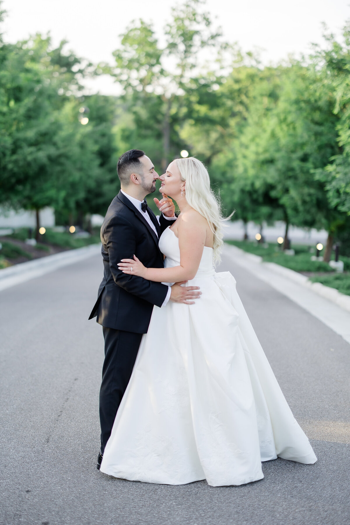 kasia-sickau-photography-cincinnati-ohio-wedding-photographer-caitlyn-mohammed-cincinnati-art-museum-wedding7