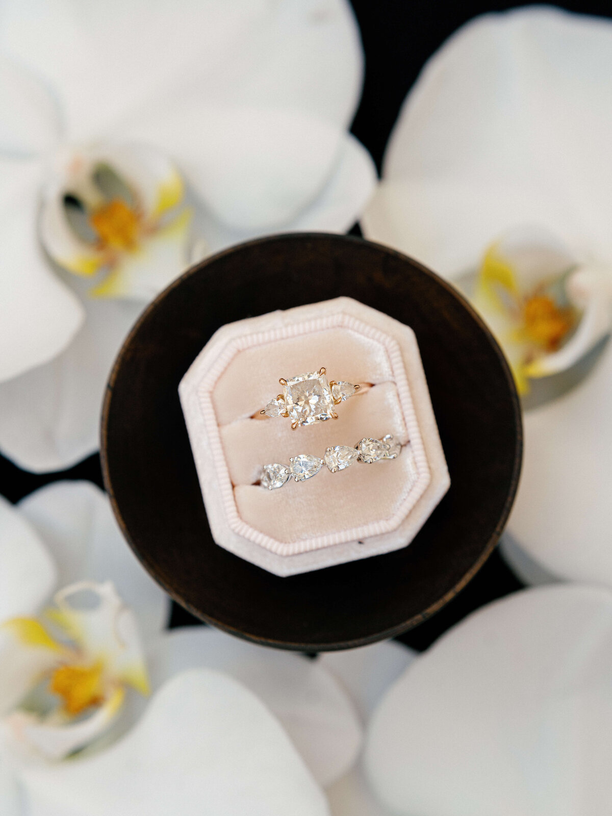 rroya-jordan-springvale-floral-details
