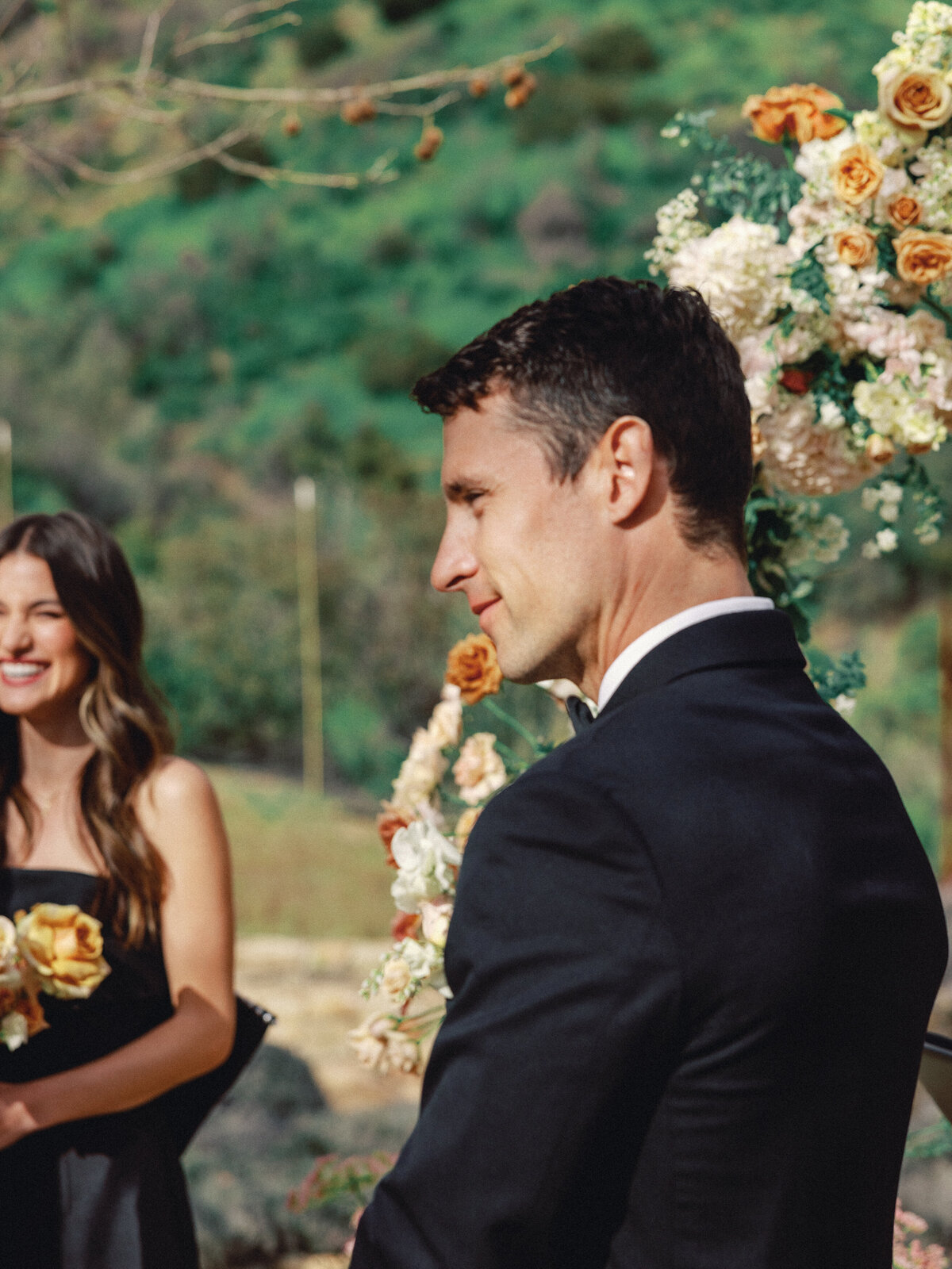 springtime-ceremony-ideas-for-outdoor-wedding-in-california-10