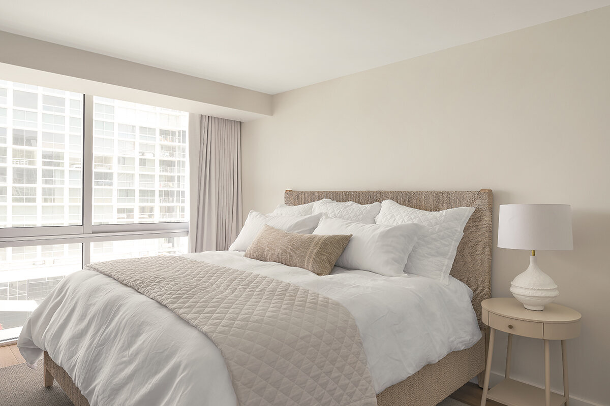 neutral-guest-bedroom