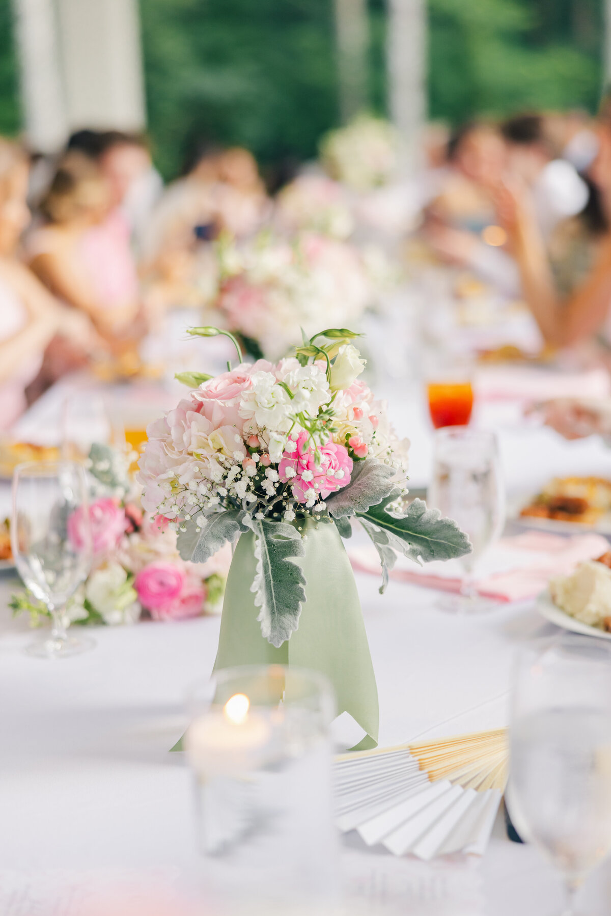 Witt House June Wedding | Lauren Elliott Photography | AmyBeth & Tommy Coutu Previews-144