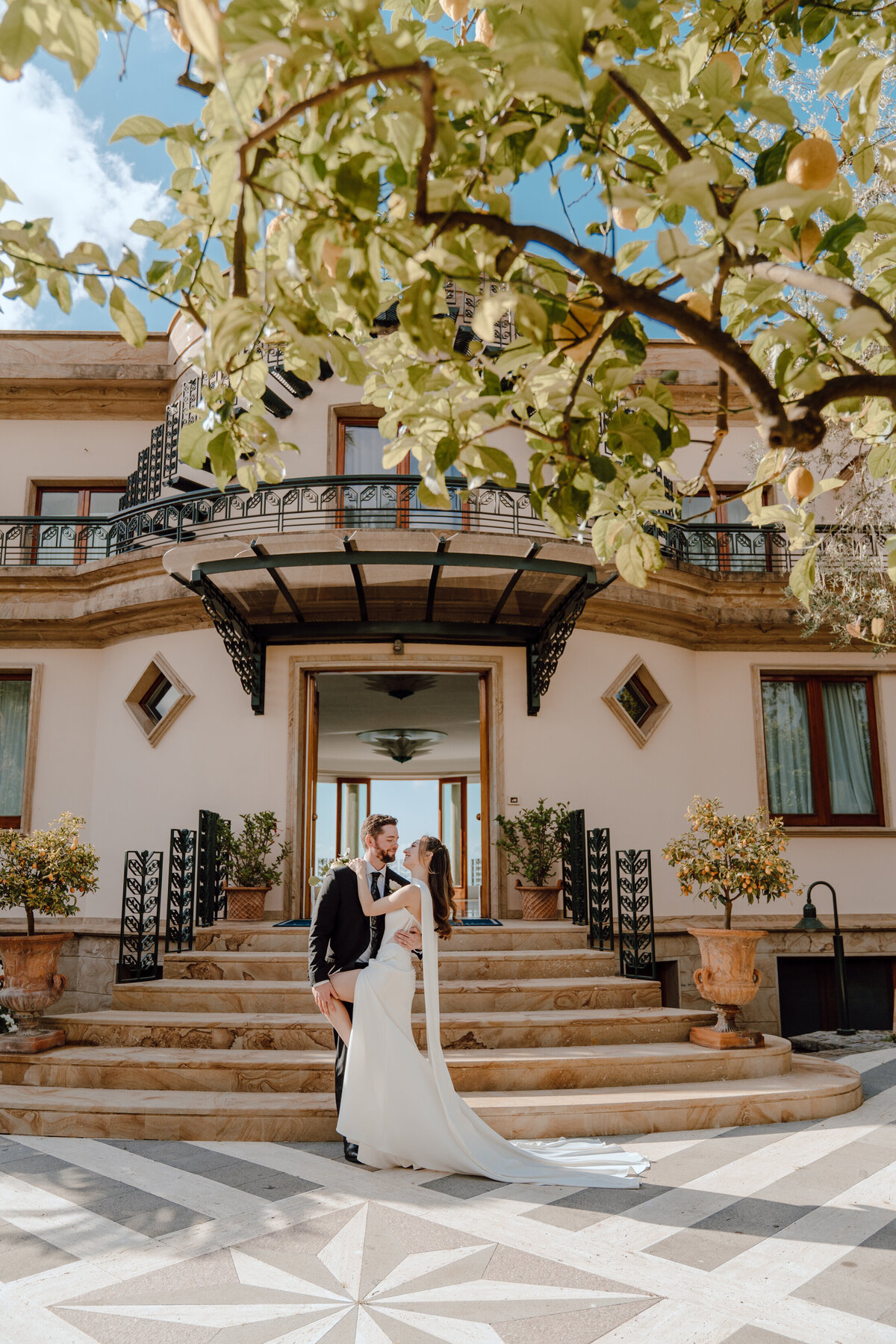 Newlywed-Portraits-Sorrento-Italy-152