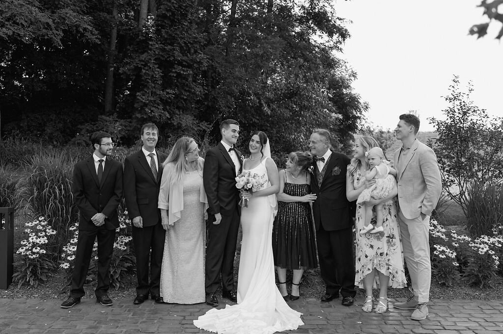 240803Megan&ThomasWeddingFamily40