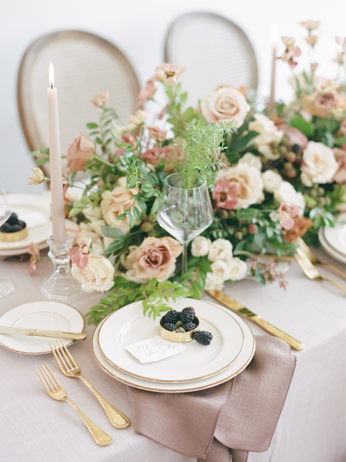 23_01_09 Winter Wedding Editorial-71