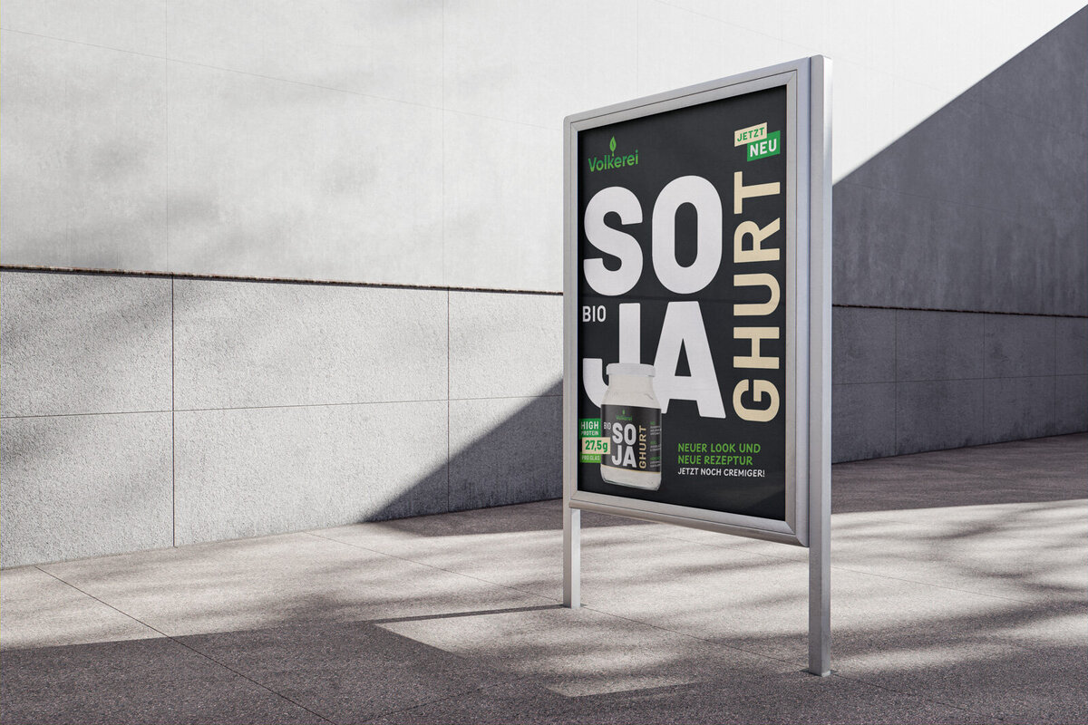 Plakatgestaltung für Volkerei Bio-Sojaghurt – Branding und Packaging Design von studio bretz.