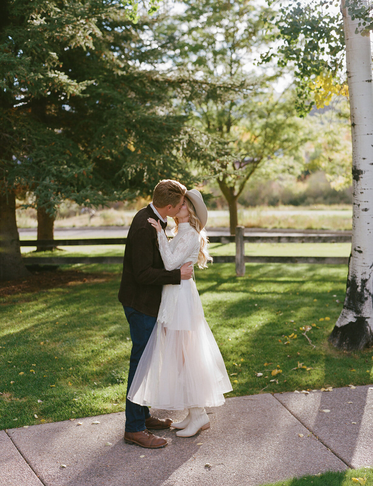 Lauren & Seth_Film Preview-34