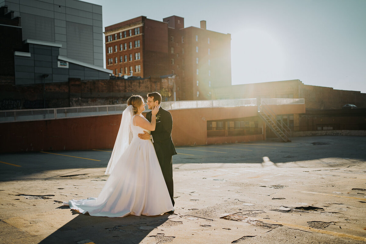 sky-armory-downtown-syracuse-new-york-utica-wedding-photographer-married-newlyweds-bride-groom-real-love-story_001