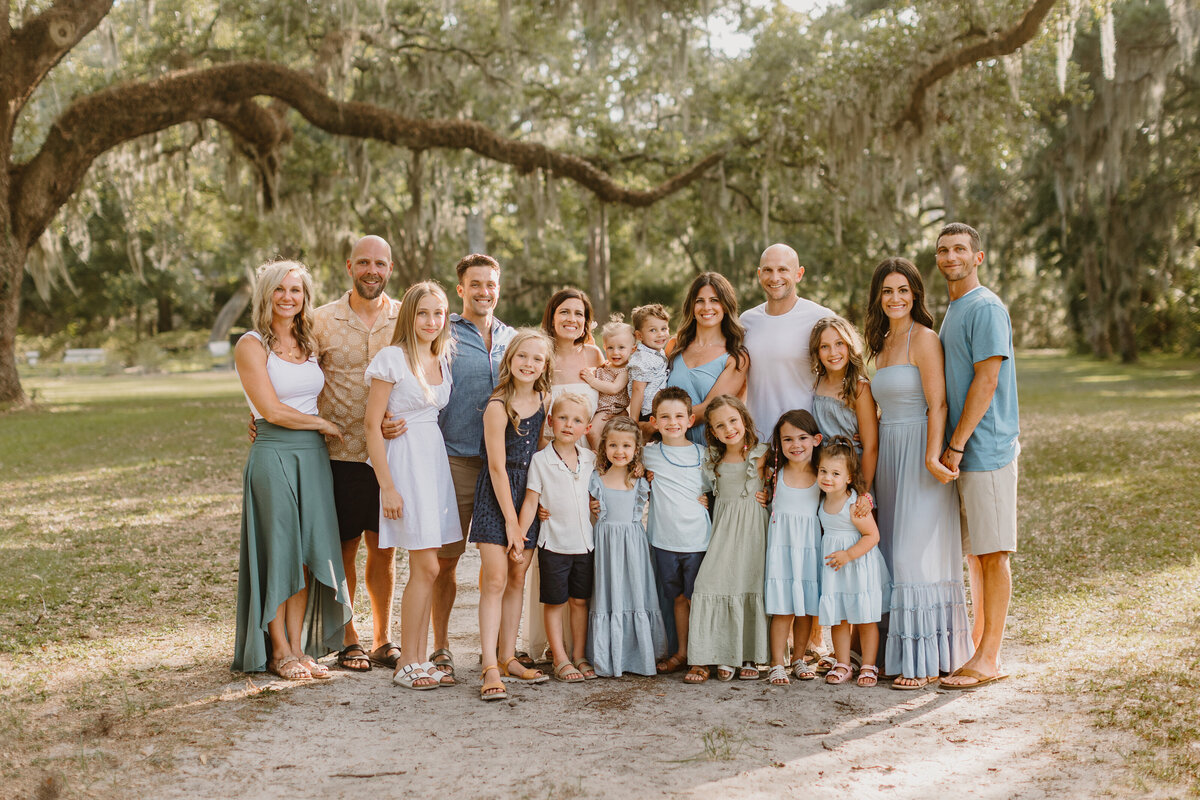Charley Mae Photography excels in family photography on Hilton Head Island. Create lasting memories with professional, personalized family photo sessions.