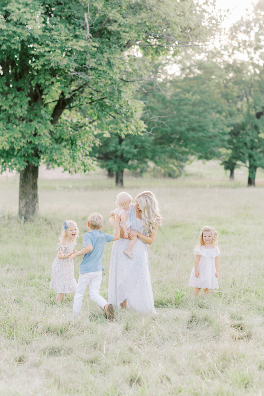 Best family photographer near Cleveland Ohio