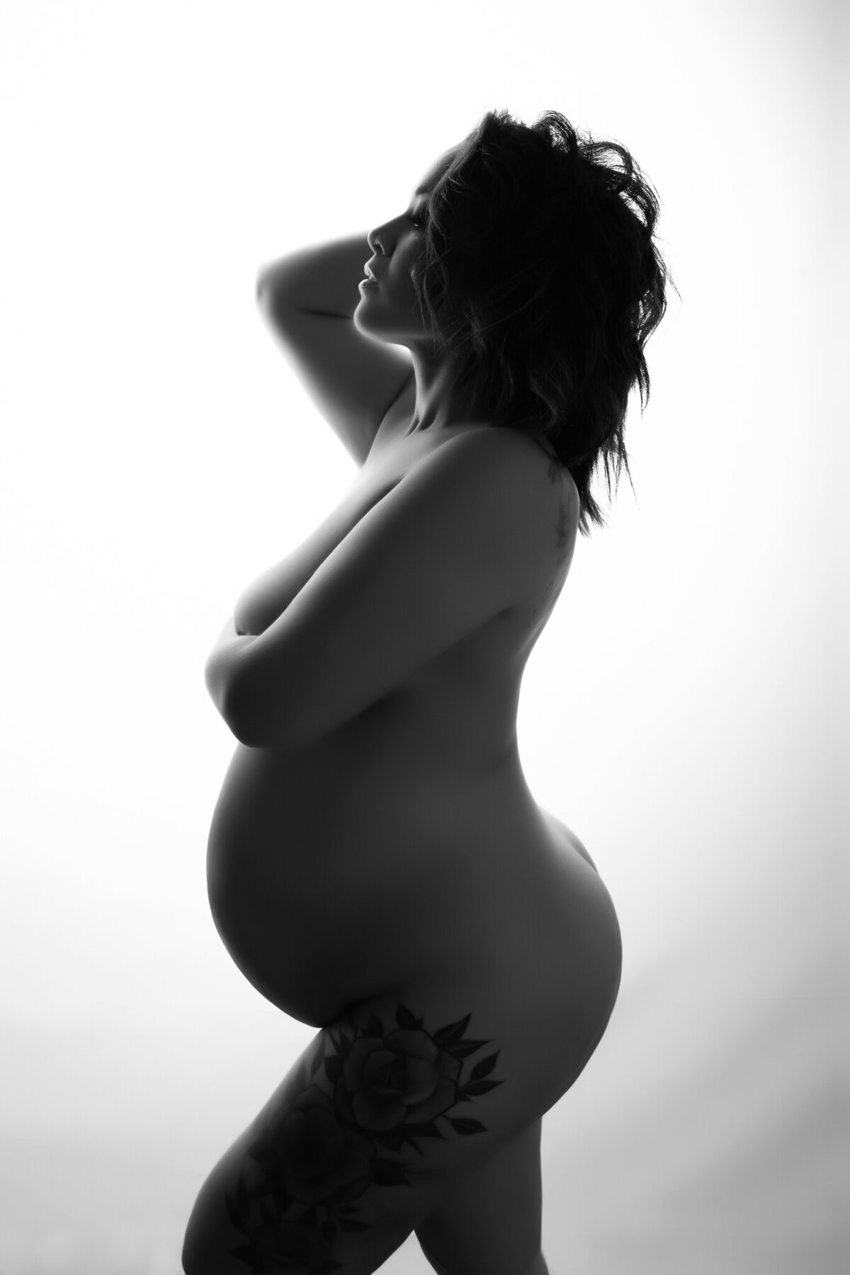 black-and-white-maternity-photos-okc