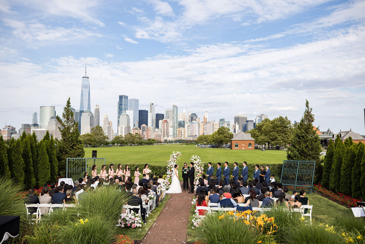 emma-cleary-new-york-nyc-wedding-photographer-videographer-wedding-venue-liberty-house-10