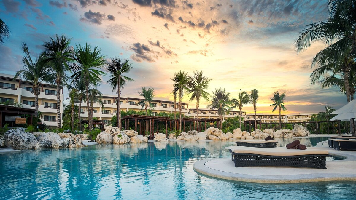 SEMRC-Infinity-Pool-2-AP