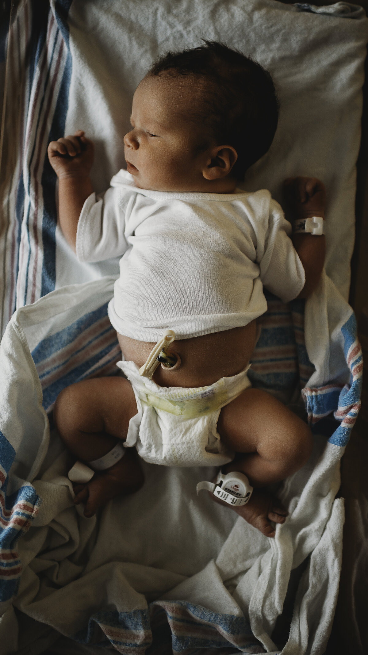 Fresh-48-Photographer-Atlanta-Kennestone-Hospital-Newborn
