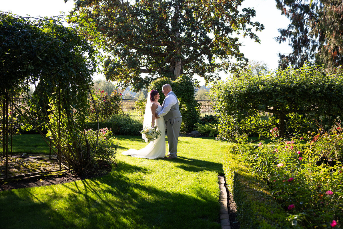 Outdoor-wedding-Genesis-farm-and-garden-enumclaw-wedding-photographer035