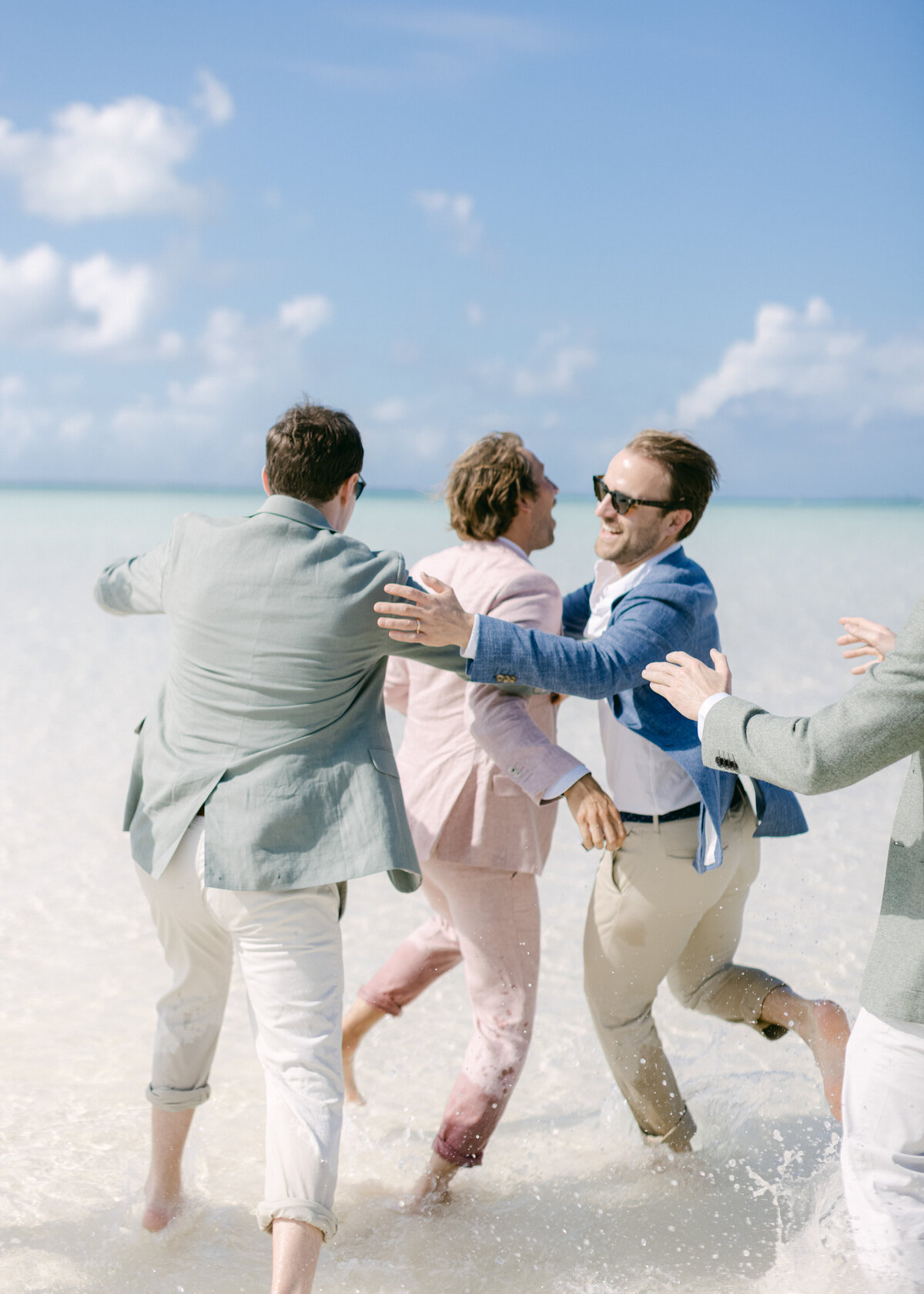 alessandra-shane-harbour-island-wedding-hollyclarkphotography-h-717