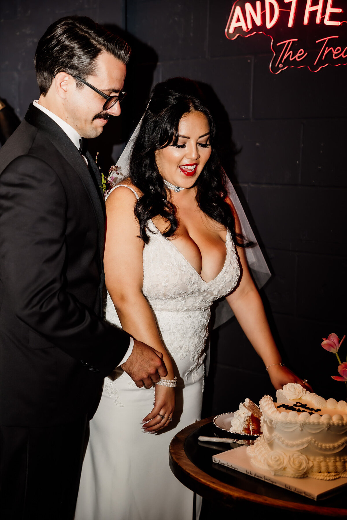 Archer Inspired Photography - Christina and Jake Wedding - Smog Shoppe Los Angeles - Reception-188