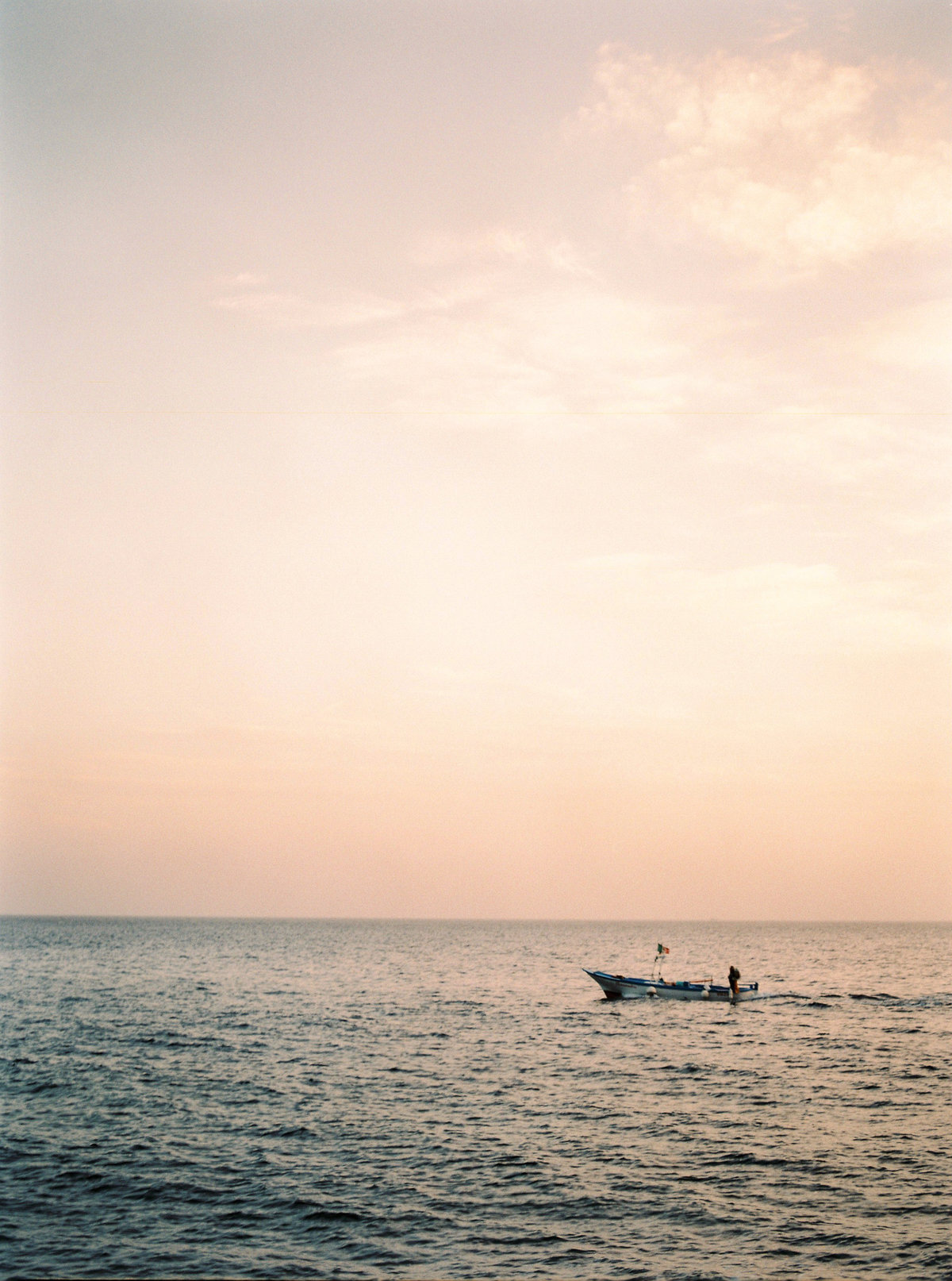 yana-schicht_principe-di-salina_italy-sicily-fine-art-film-wedding-photographer_007