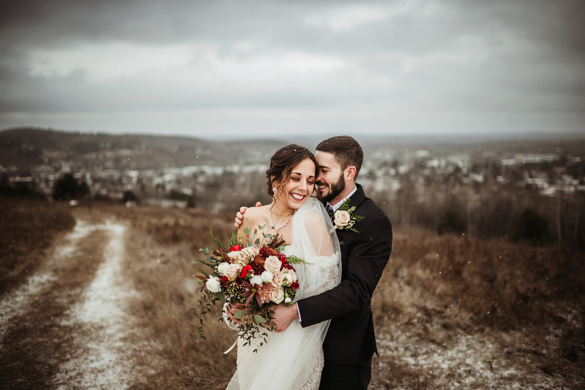 Winter Wedding Photo in Iron Mountain