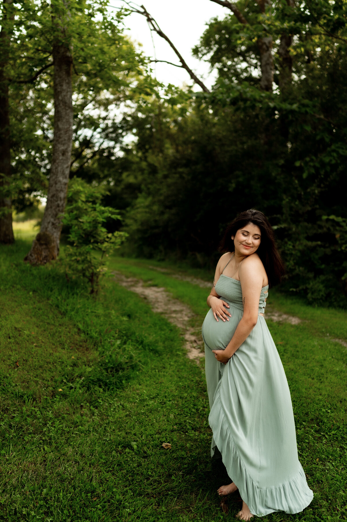 outdoor maternity photos 5