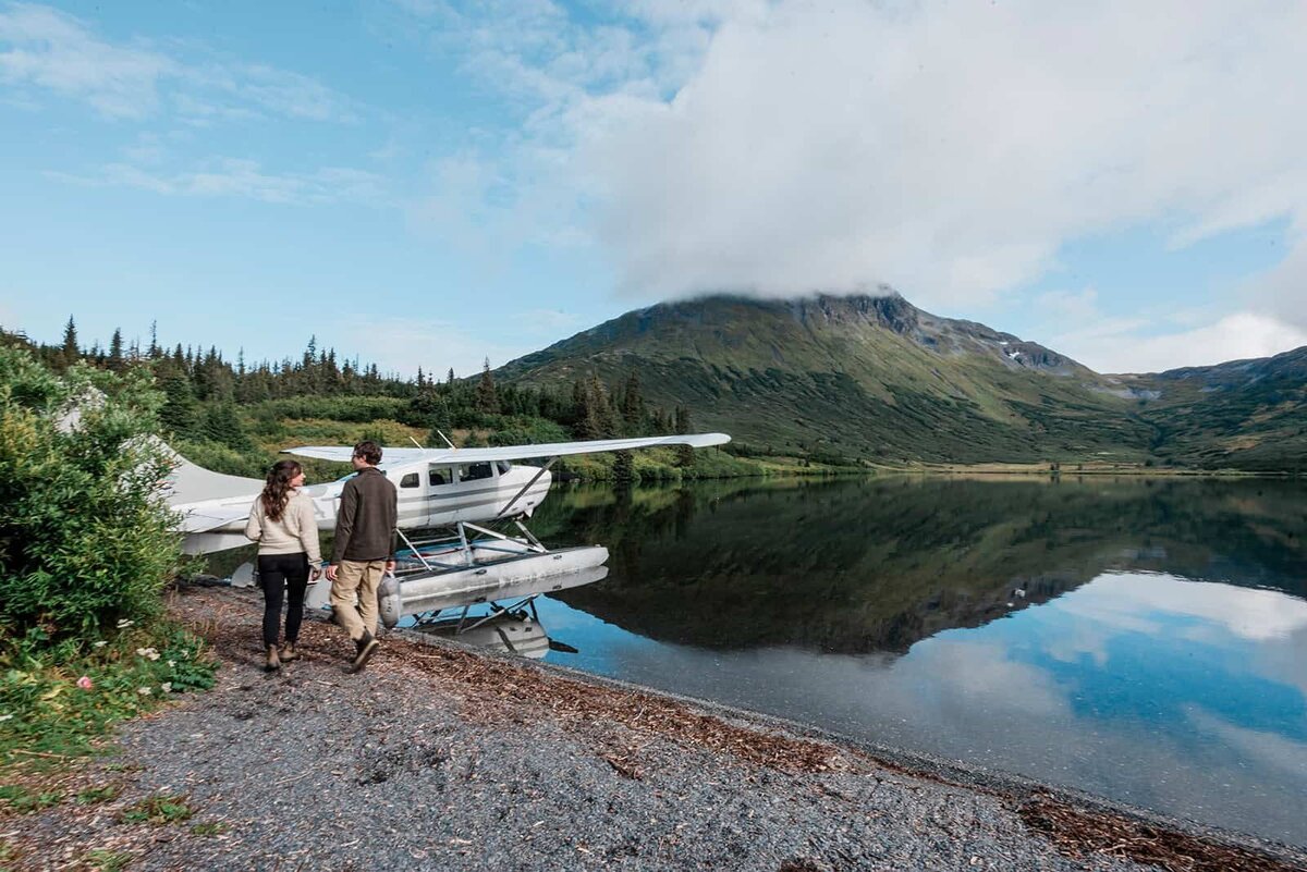 elopement-photographer-for-romantic-alaska-vacation-private-flight-Soul-and-Sky-Weddings
